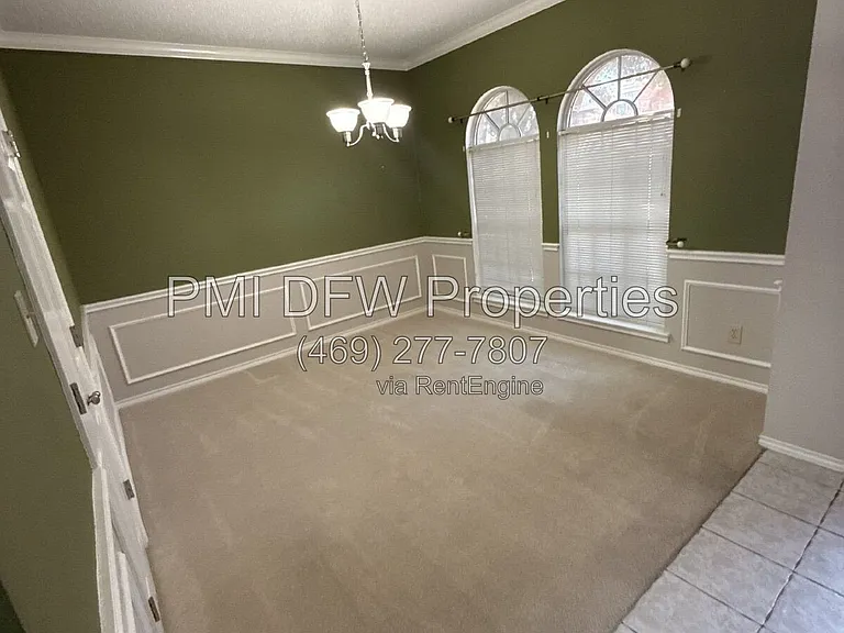 2332 Boardwalk Dr — Photo 12