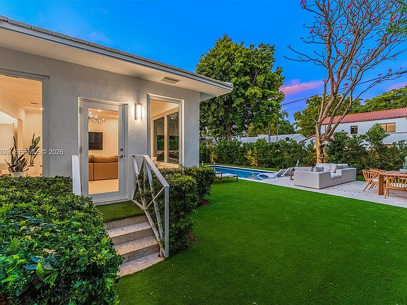 4th image of 6145 La Gorce Dr