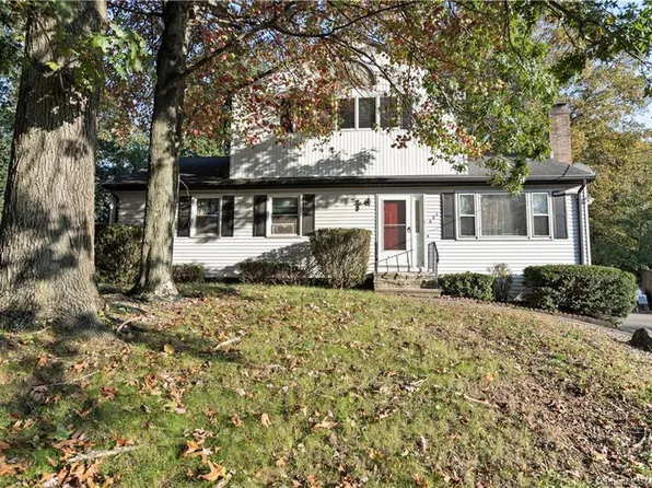 601 Gracey Avenue, Meriden, CT 06451