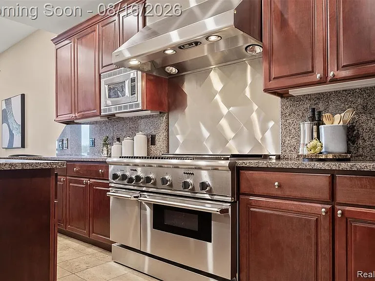 3782 Pine Lake Knoll Dr — Photo 14