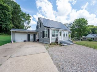 492 Mapletown Rd, Garards fort, PA 15334
