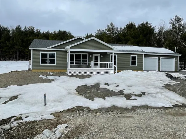 219 Granite Heights, Farmington, ME 04938