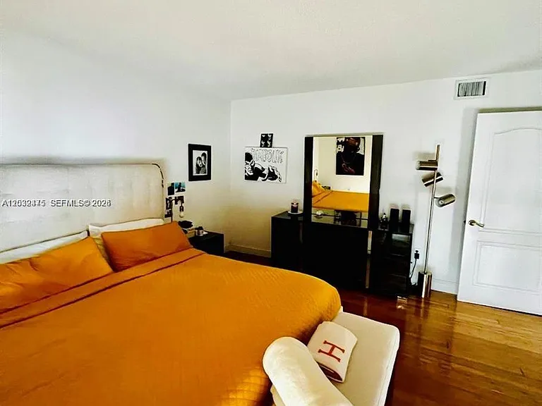 1900 Sunset Harbour Dr #815 — Photo 4