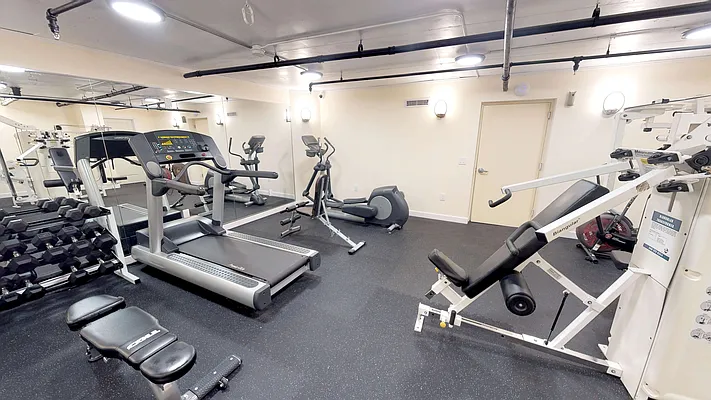 Rented by Metro Garden Realty NYC | media 40