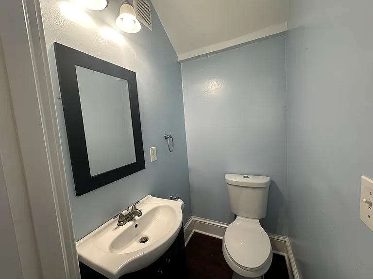 503 Rhode Island Ave — Photo 5