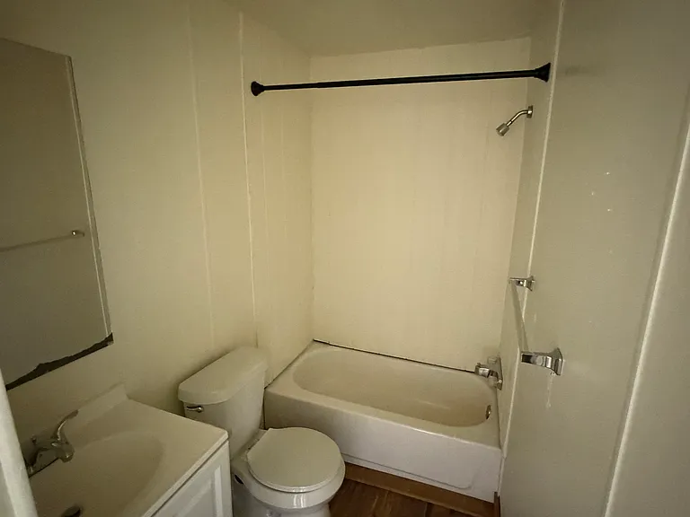 9929 Farris Loop — Photo 8