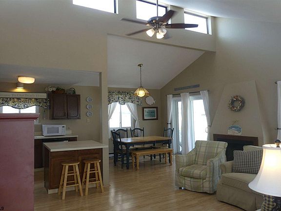 2nd image of 3343 Asbury Ave #2