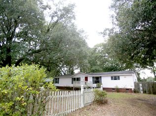 206 W Poplar Branch Dr, Moncks Corner, SC 29461