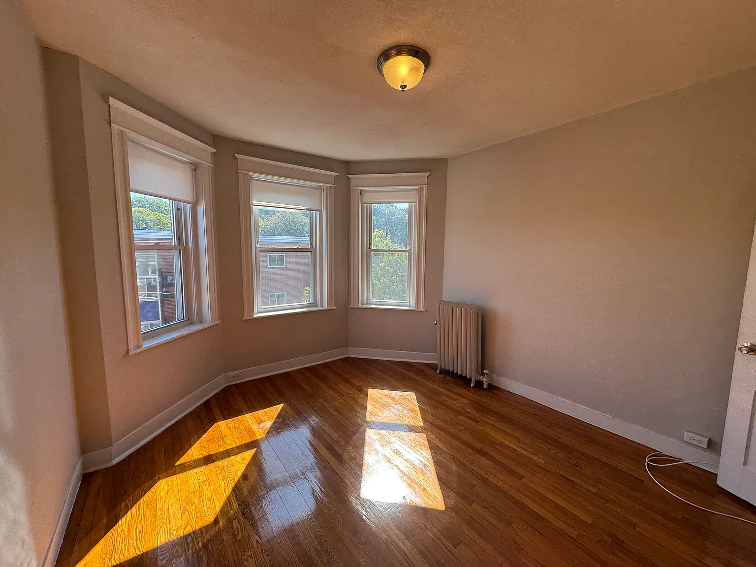 1 bed, 550 sqft, $2,063 — Photo 1