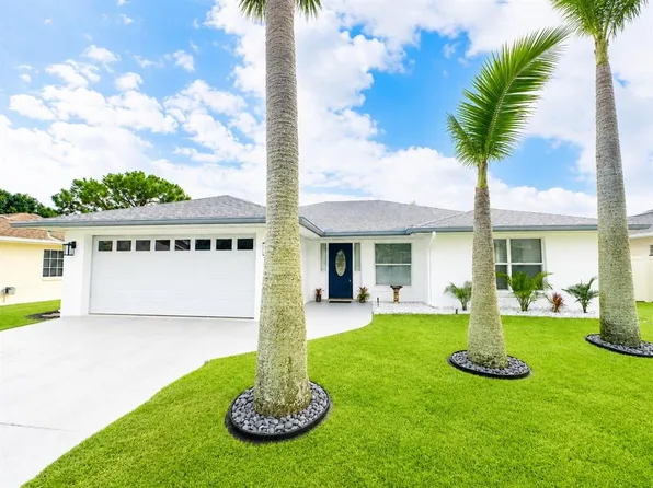 223 Golf Club Dr, New Smyrna Beach, FL 32168