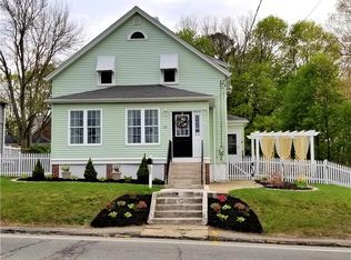 523 Smithfield Rd, North Smithfield, RI 02896