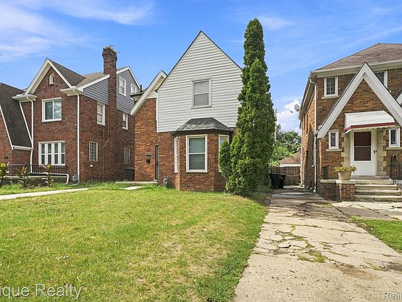 3rd image of 17377 Pennington Dr