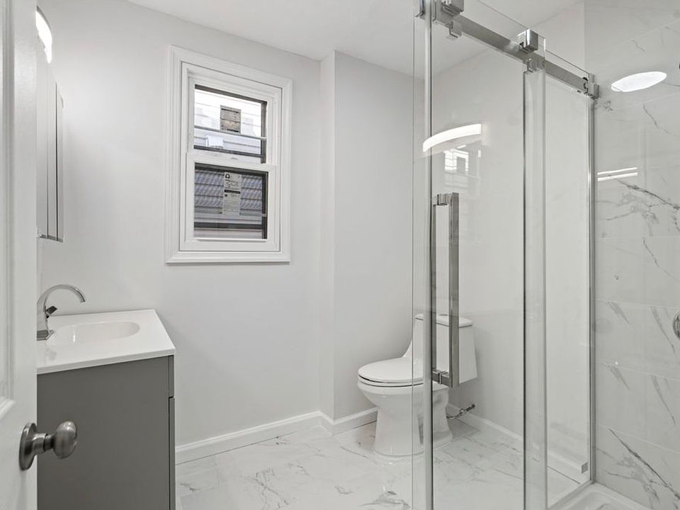 1st image of 173-175 Lembeck Ave #2A