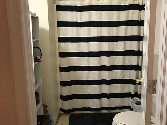 4th image of 312 S Pine St