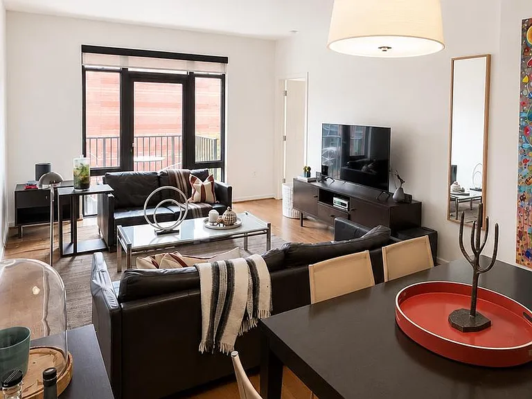 1001 L St NW #604 — Photo 3