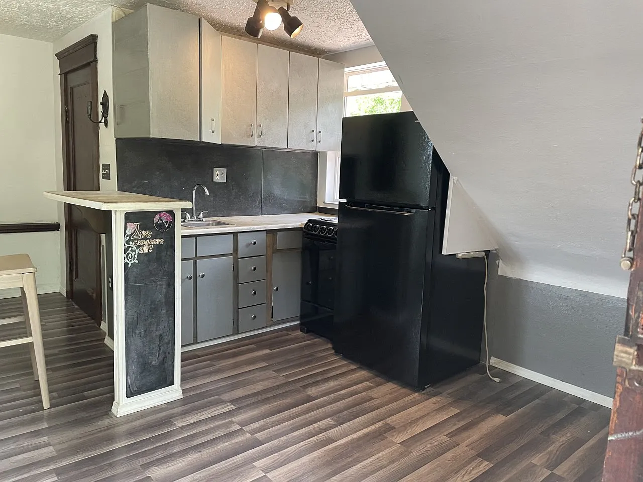 Studio, 500 sqft, $900 — Photo 3