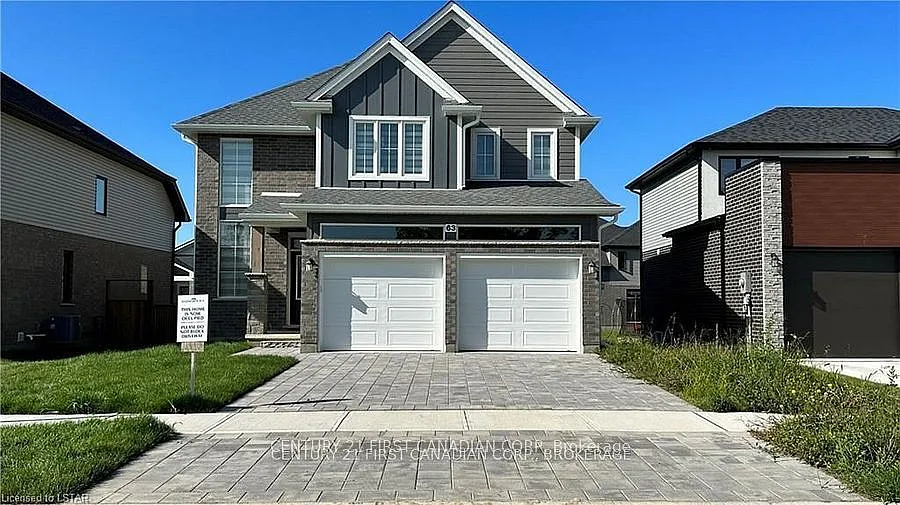63 Royal Cres