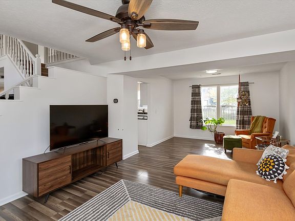 4th image of 3809 Cherry Blossom Blvd