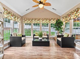 6859 Lakecrest Ct, Denver, NC 28037