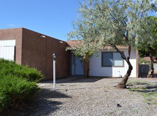 711 Stallion Rd SE, Rio Rancho, NM 87124