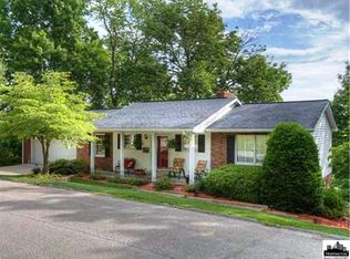 504 Weimer Ave, Saint Albans, WV 25177