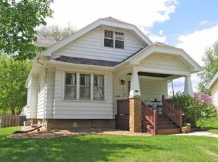 1983 S 83rd St, West Allis, WI 53219