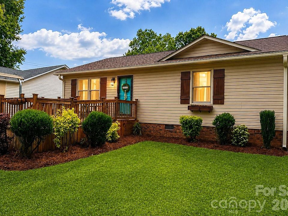1st image of 201 Ewing Dr Unit A