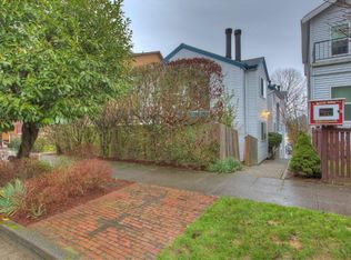 112 25th Ave E APT 202, Seattle, WA 98112