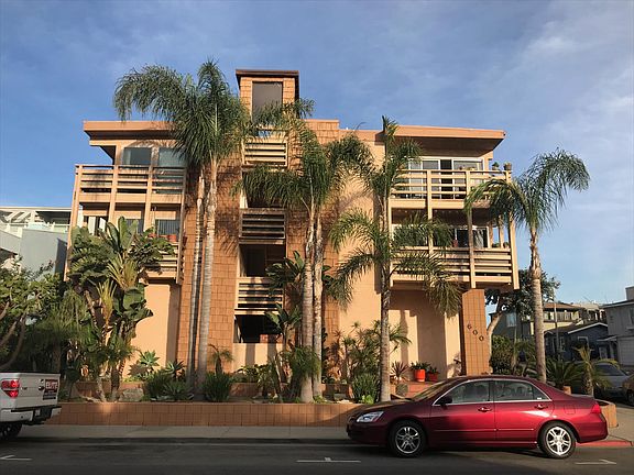 3rd image of 600 Monterey Blvd APT 3