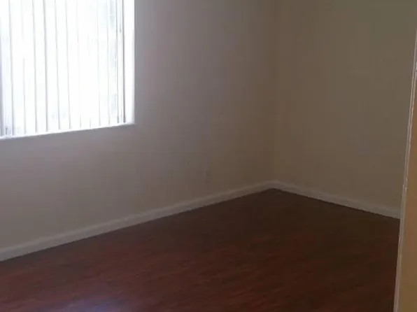 7413 NW 75th St, Fort Lauderdale, FL 33321