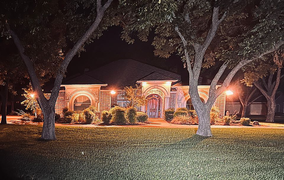 1st image of 7405 Hampton Dr