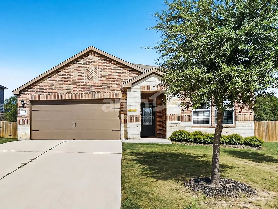 1162 Treeta Trl
