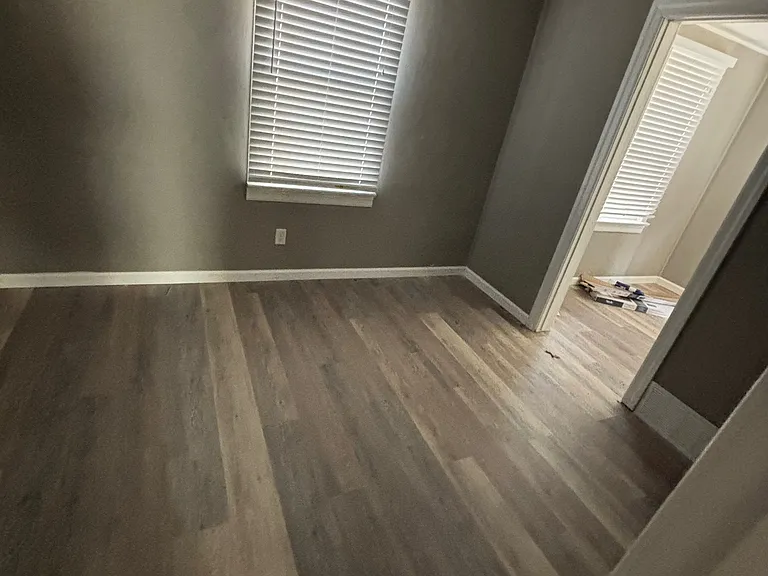 2308 N Illinois St — Photo 14