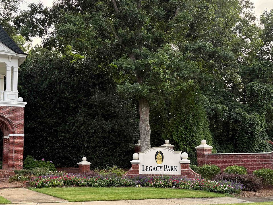 Neighborhood Entrance