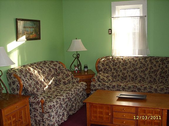 Good sized living room
