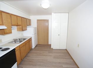 Markham, Grand Forks, ND 58201
