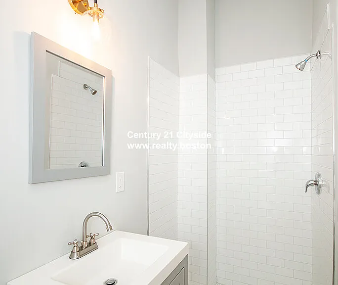205 Marion St #3 — Photo 18