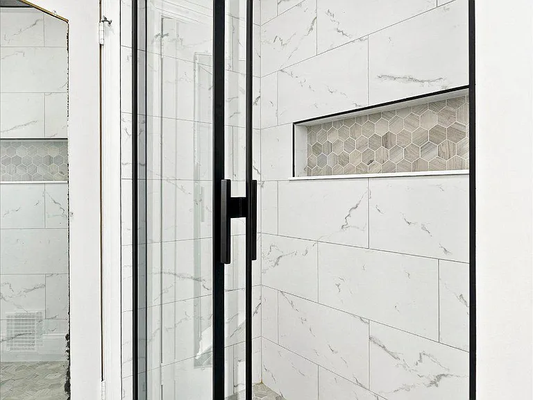 223 Wendover St — Photo 12