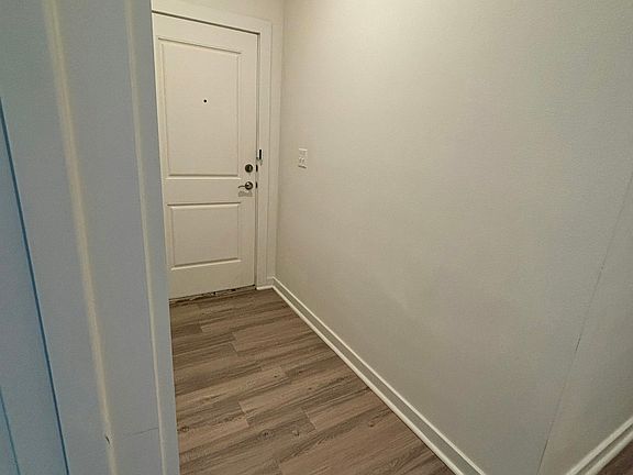 3rd image of 1211 N Evanston Ave