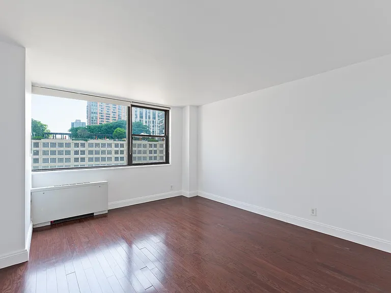 270 Luis M Marin Blvd #8E — Photo 4