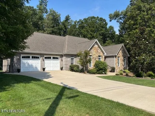 151 Forest View Dr, Fairfield Glade, TN 38558