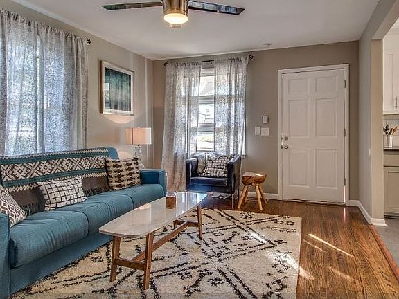 5th image of 2028 Rosemary Ln #A