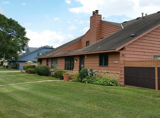 8352 144th St W, Apple Valley, MN 55124