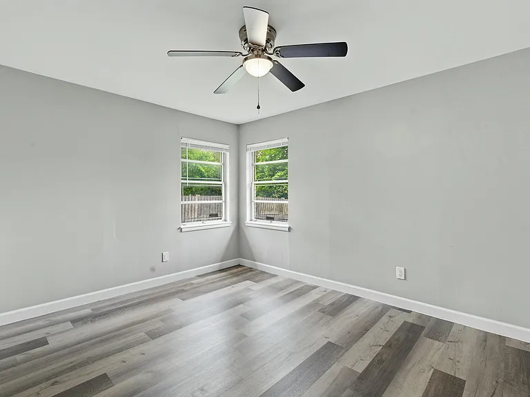 1732 Sheffield Pl — Photo 19