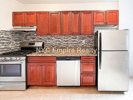 2nd image of 710 2nd Ave #16D