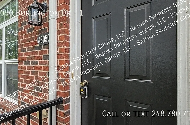 43050 Burlington Dr #1 — Photo 2