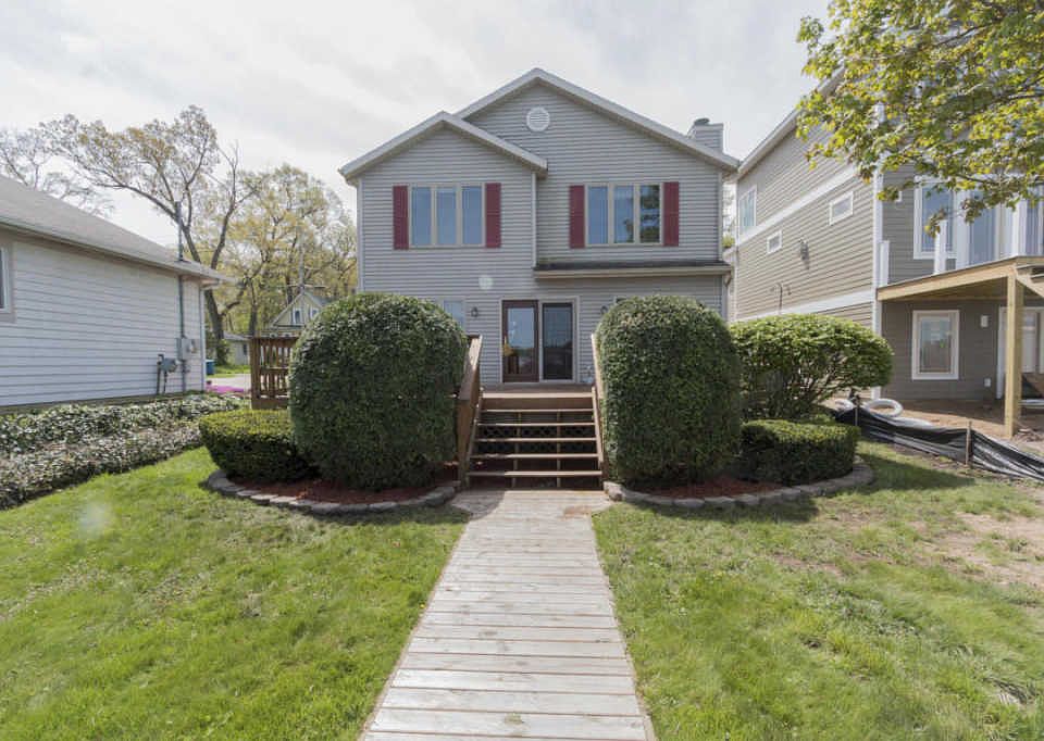 1st image of 1511 Lakeview Dr