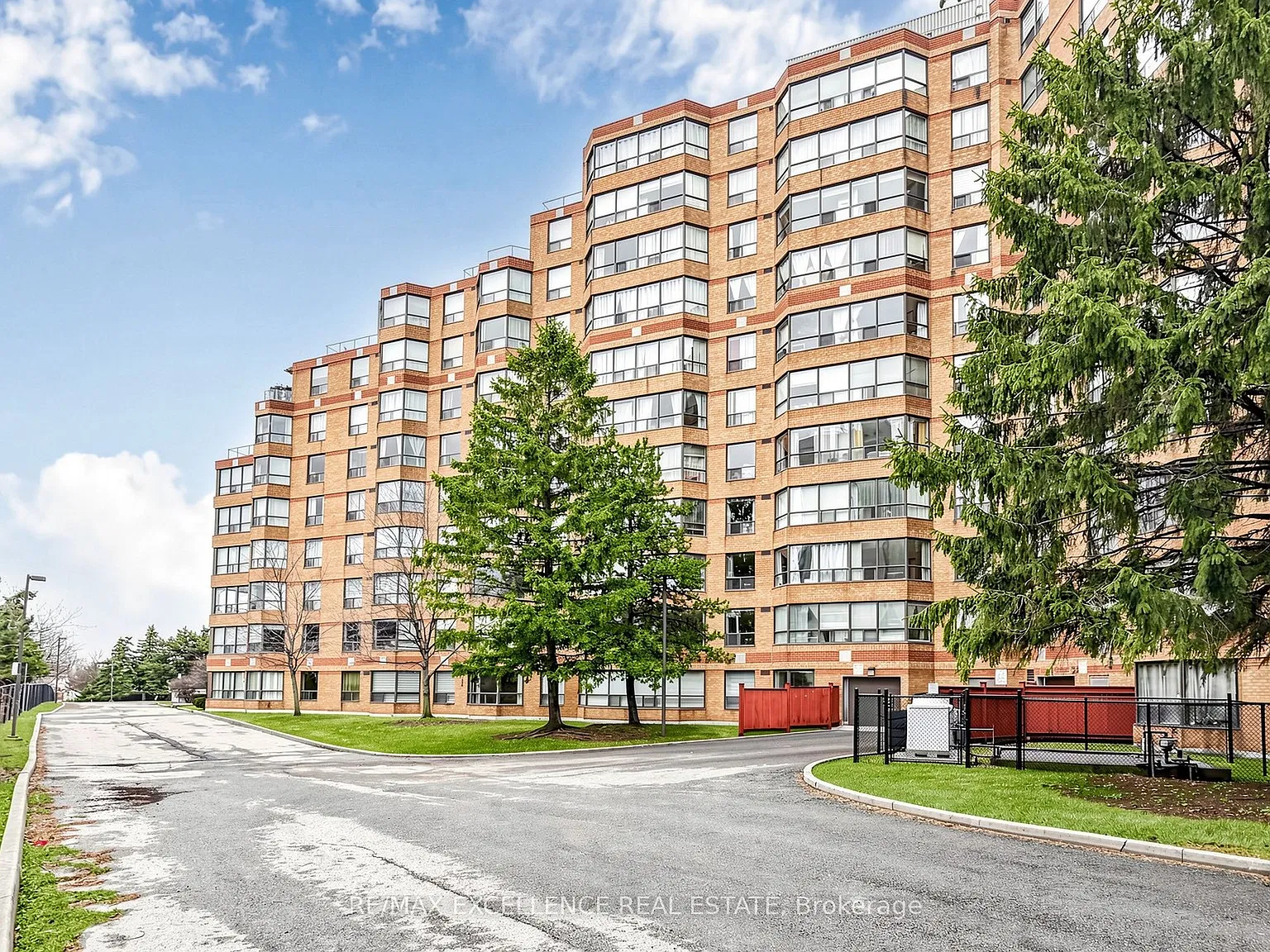 2 bed, $2,800 — Photo 2