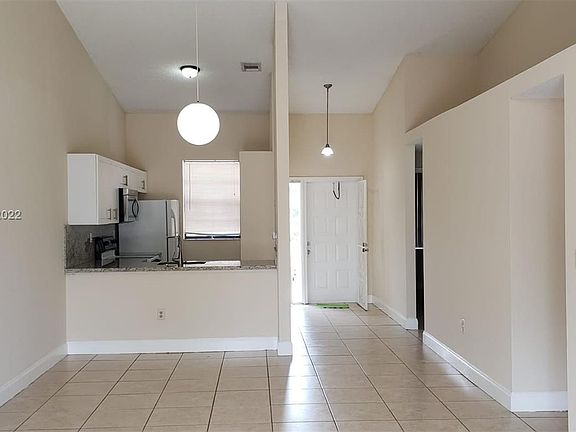 5th image of 6707 NW 193rd Ln Unit 6707