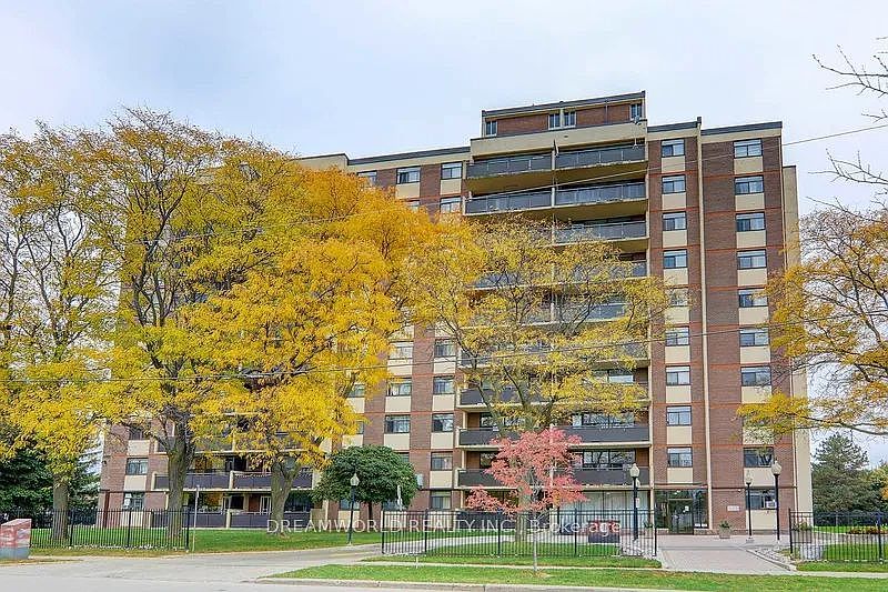 1st image of 5 Frith Rd #1004